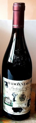 Vino vintage rosso barbera - vino, vintage-rosso